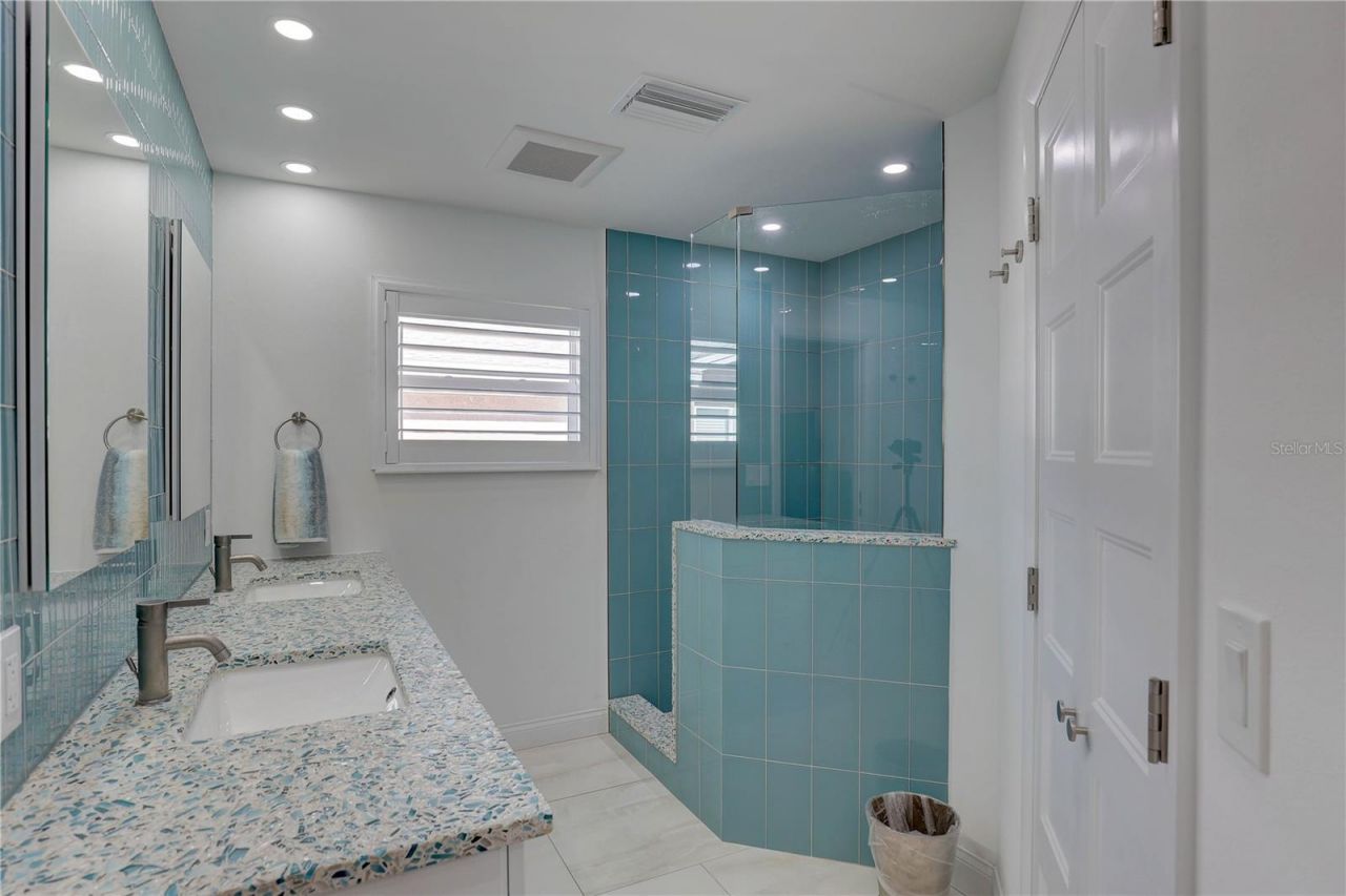 4401 43rd Street S, Saint Petersburg, FL 33711 Photo