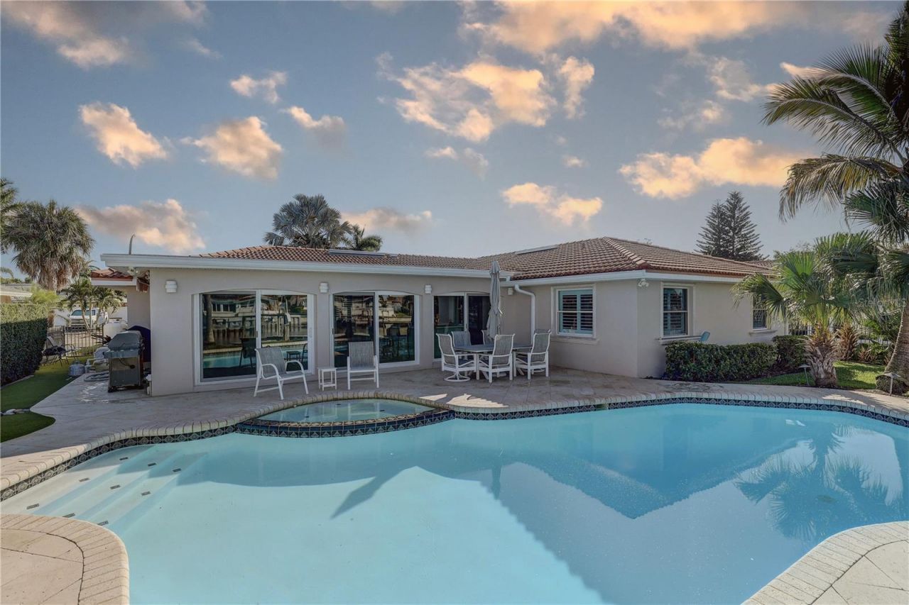 4401 43rd Street S, Saint Petersburg, FL 33711 Photo