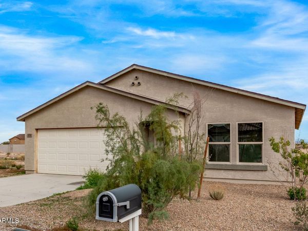 3755 N MOHU Drive, Eloy, AZ 85131