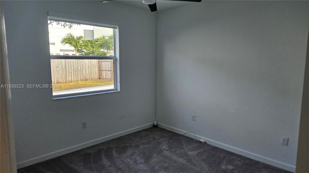 1433 SE 27th Ter, Homestead, FL 33035 Photo