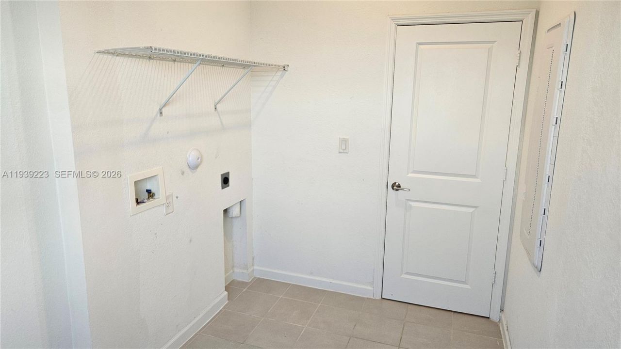 1433 SE 27th Ter, Homestead, FL 33035 Photo