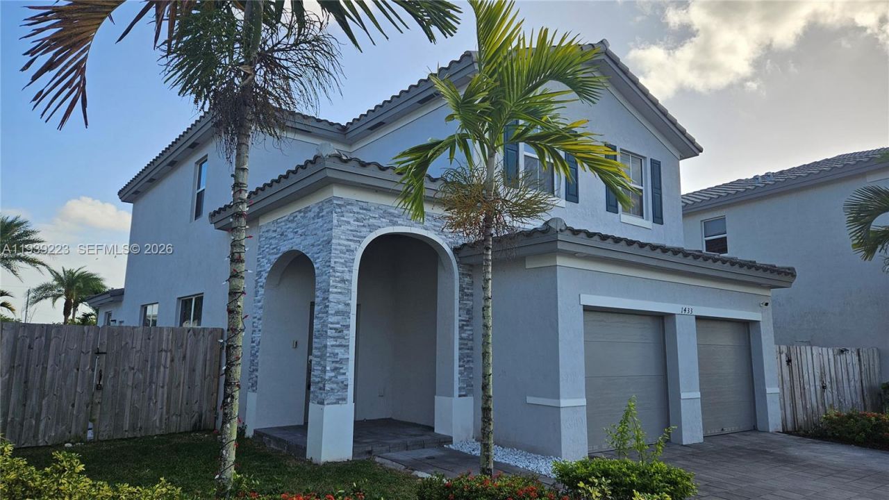 1433 SE 27th Ter, Homestead, FL 33035 Photo