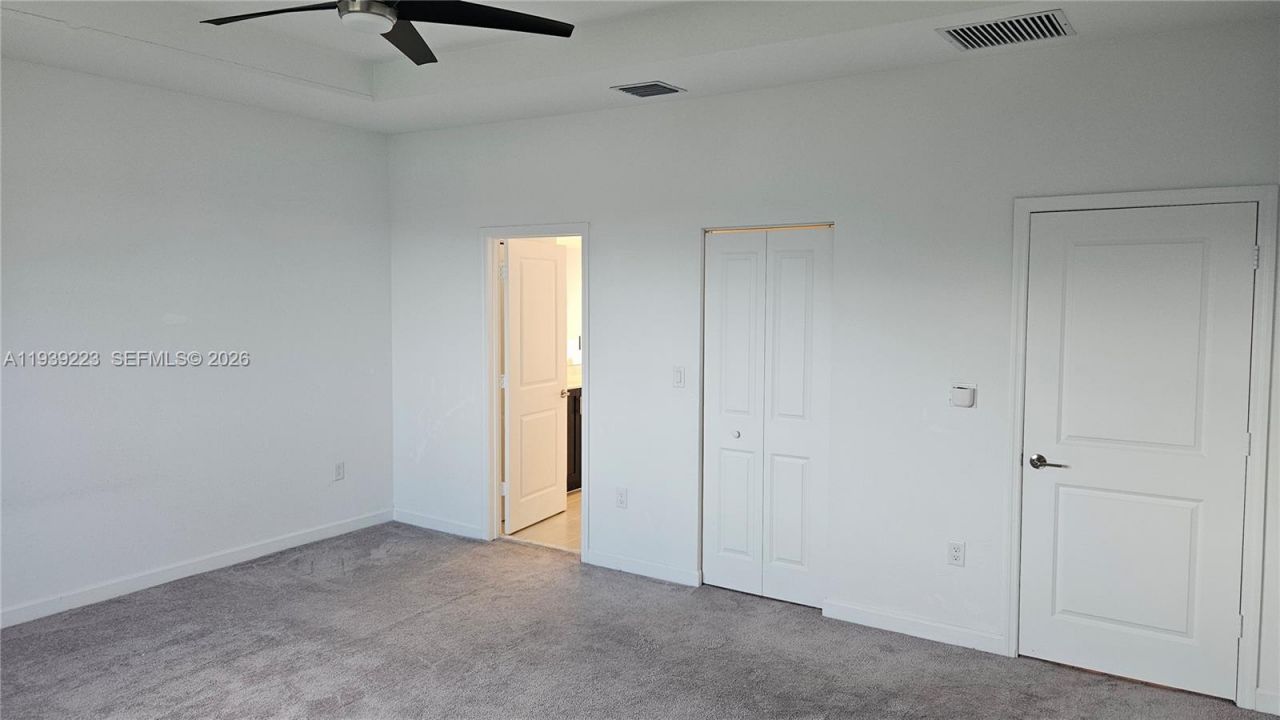 1433 SE 27th Ter, Homestead, FL 33035 Photo