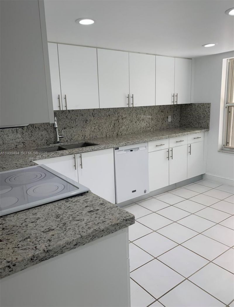 6950 SW 55th Terrace, Miami, FL 33155 Photo