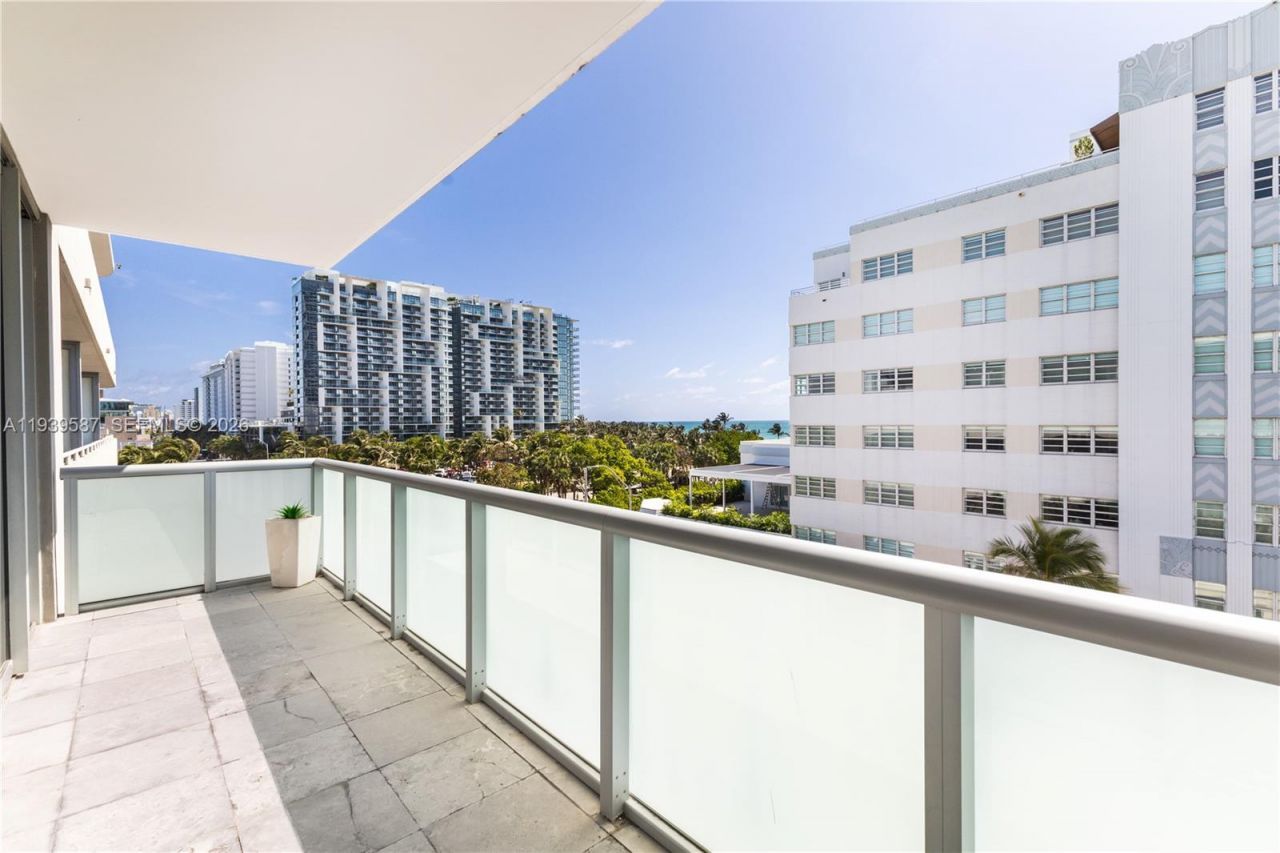220 21st St , Unit 507, Miami Beach, FL 33139 Photo