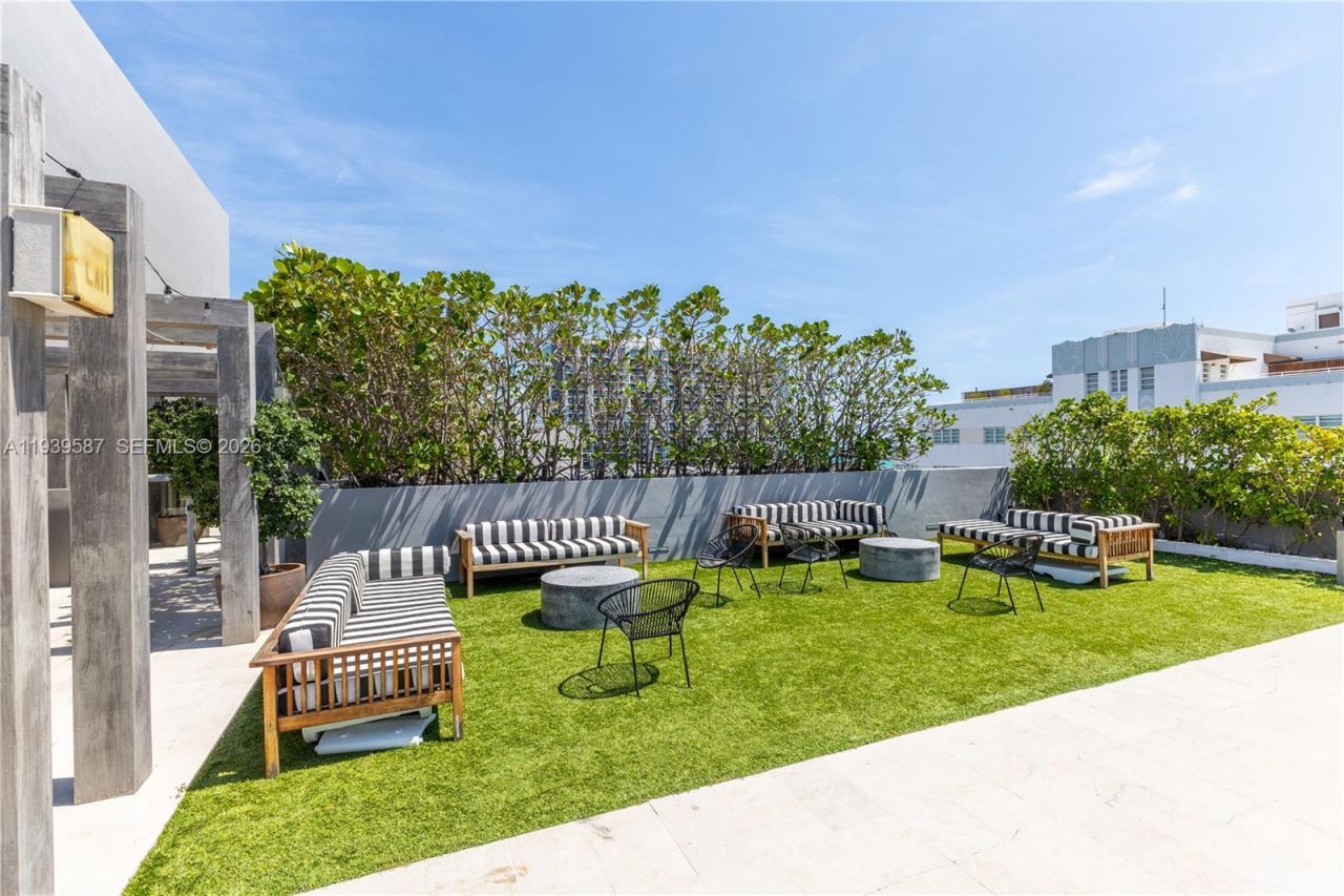 220 21st St , Unit 507, Miami Beach, FL 33139 Photo