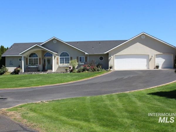 113 Clear Lake Ln, Buhl, ID 83316