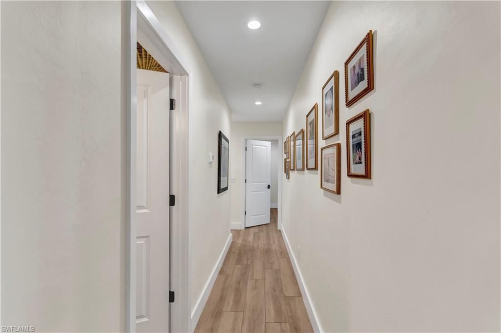 976 N Town And River Dr, Fort Myers, FL 33919 Photo