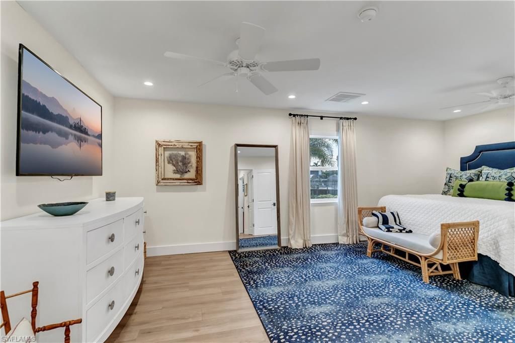 976 N Town And River Dr, Fort Myers, FL 33919 Photo