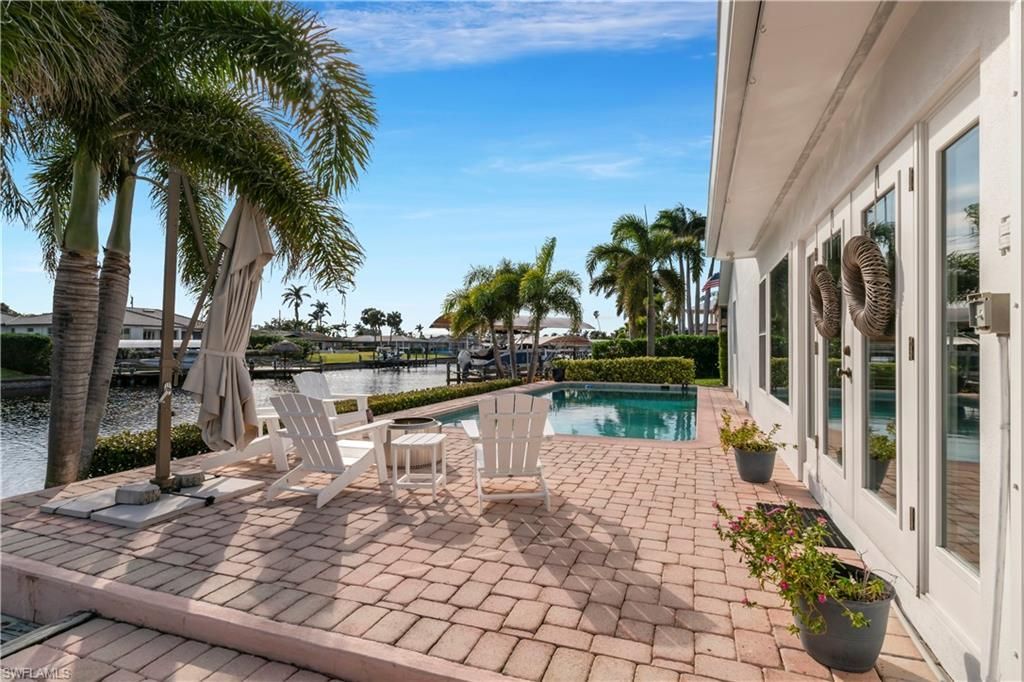 976 N Town And River Dr, Fort Myers, FL 33919 Photo
