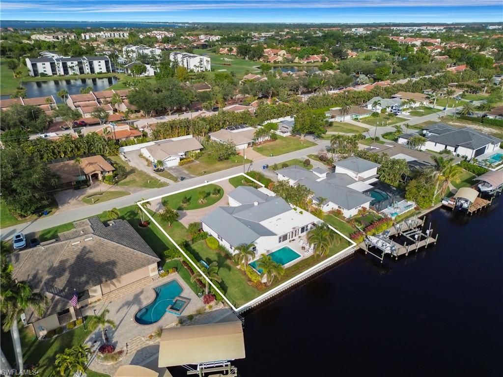 976 N Town And River Dr, Fort Myers, FL 33919 Photo