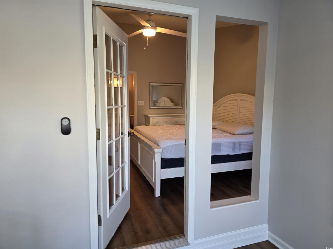 1637 Club Circle River Club Photo 14