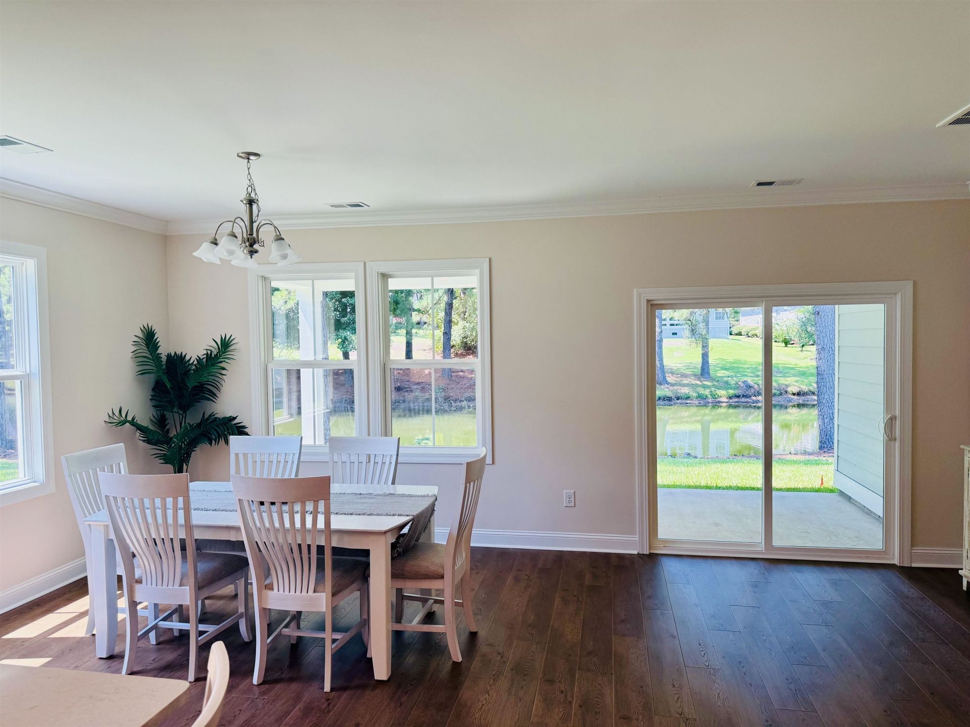 4020 Shorecrest Ct. Photo 6