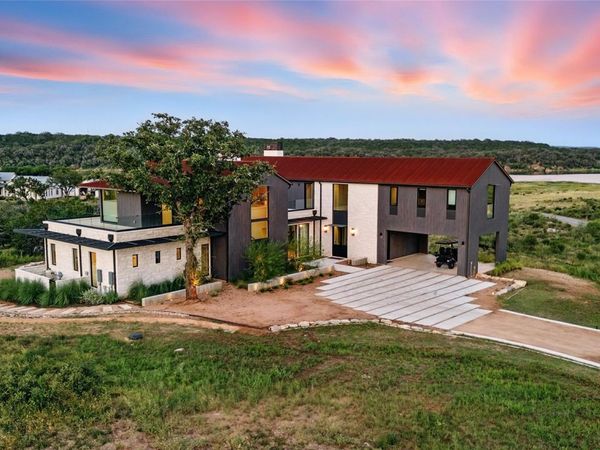 151 Creek Hollow WAY, Spicewood, TX 78669