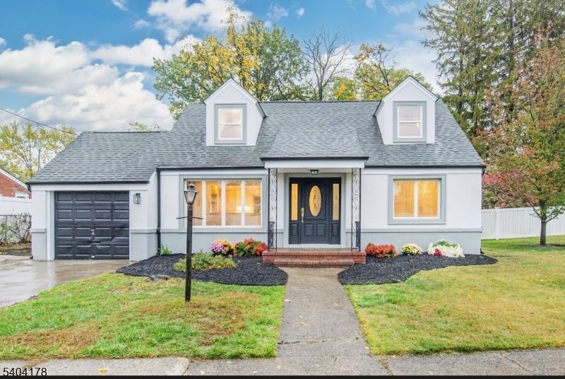 23 Liberty St, Saddle Brook, NJ 07663 Main Photo