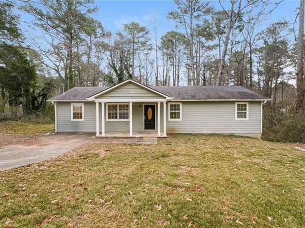 528 Newlin Court , Lawrenceville, GA 30046