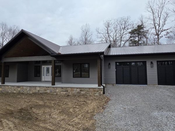 12 Pine Place, Monterey, TN 38574