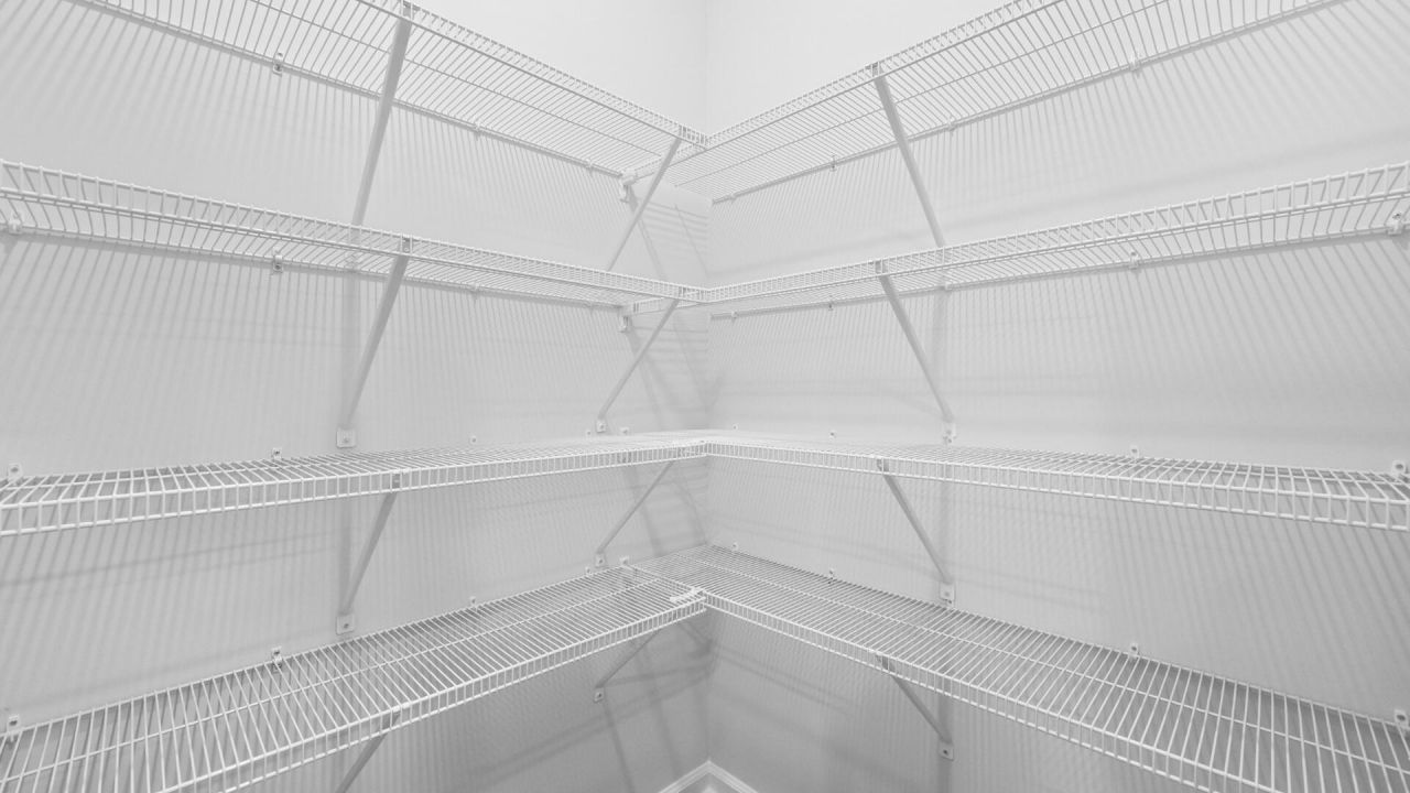 815 Crocus Street Photo 17