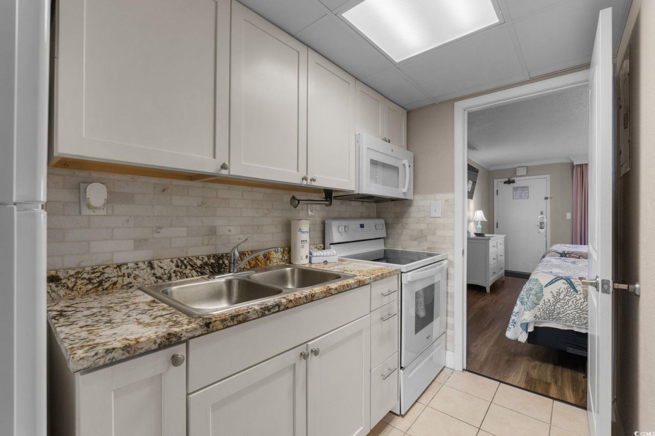 6900 N Ocean Blvd. Photo 8