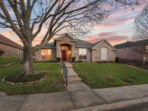 311 Julian Drive, Rockwall, TX 75087