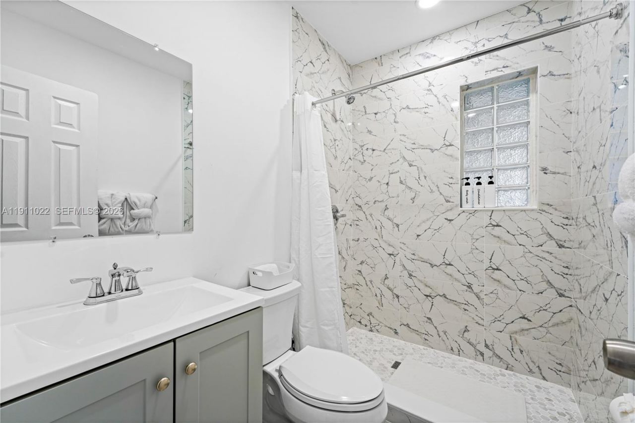 2827 Adams St, Hollywood, FL 33020 Photo