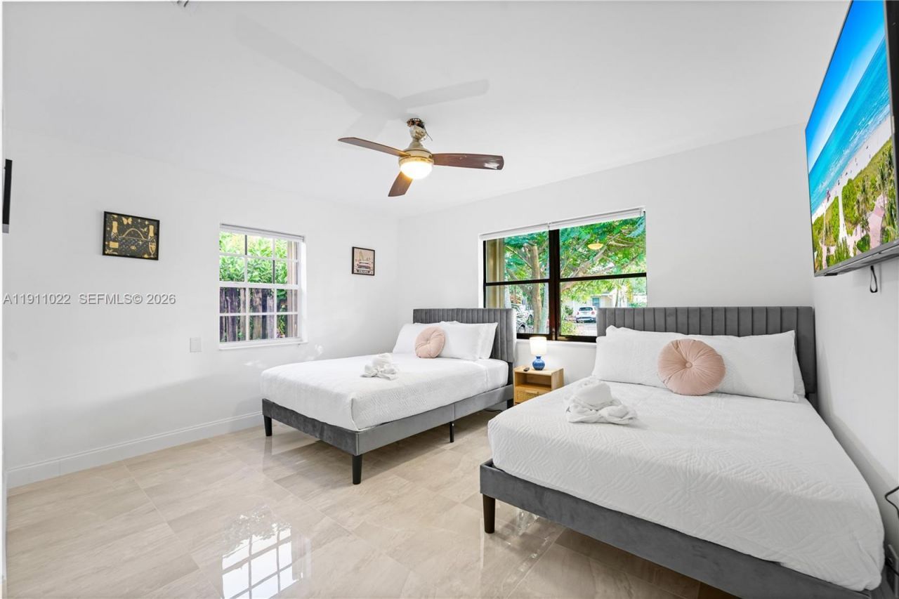 2827 Adams St, Hollywood, FL 33020 Photo