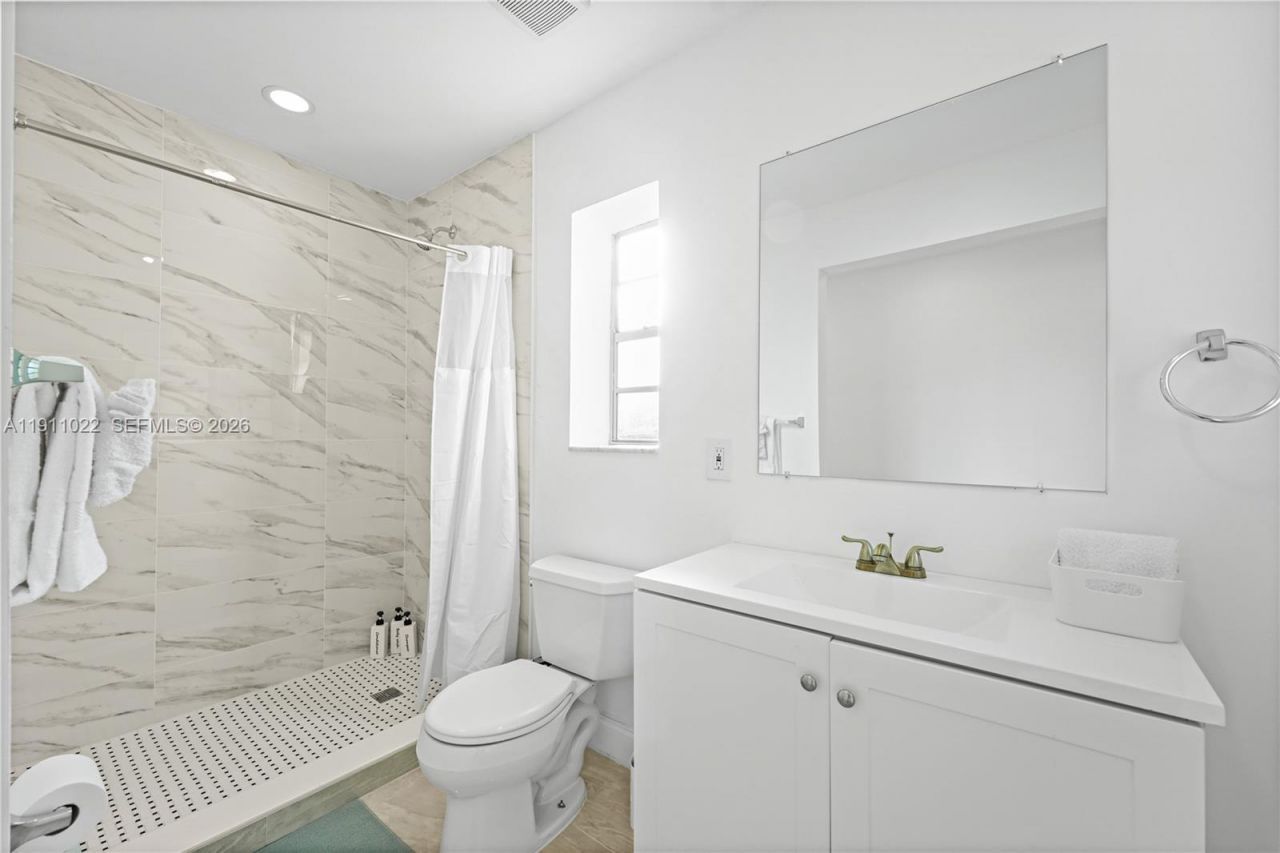 2827 Adams St, Hollywood, FL 33020 Photo