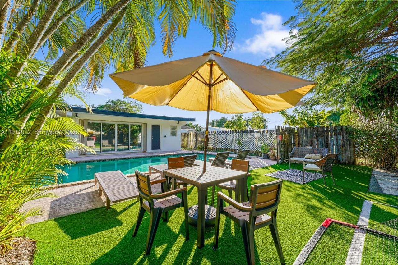 2827 Adams St, Hollywood, FL 33020 Photo