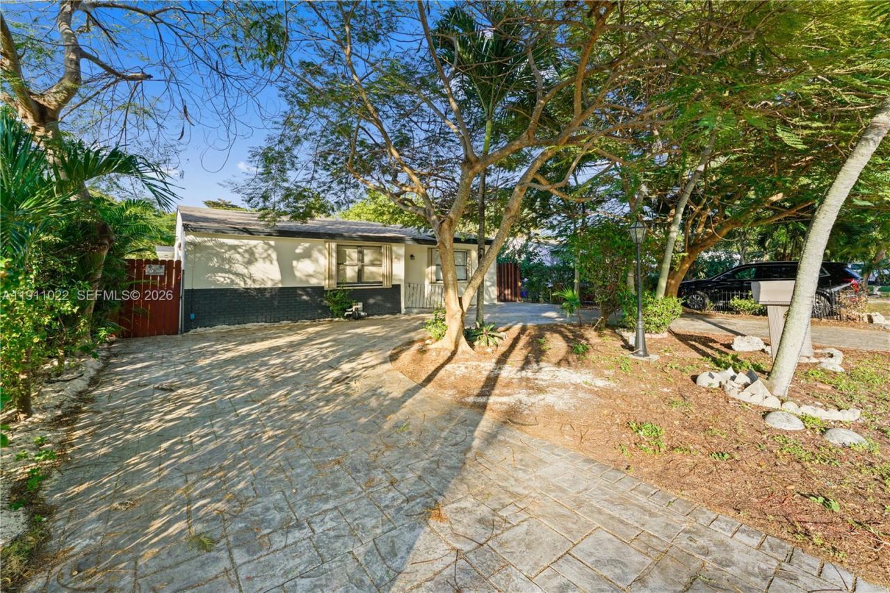 2827 Adams St, Hollywood, FL 33020 Photo