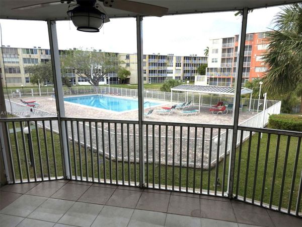 1710 NE 191st St, Unit 209-3, Miami, FL 33179