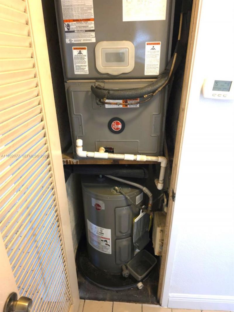 1710 NE 191st St, Unit 209-3, Miami, FL 33179 Photo