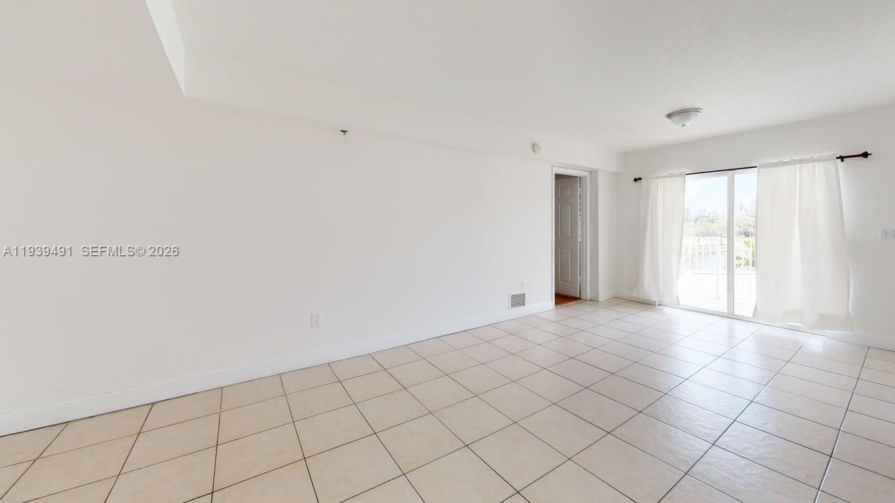 2415 NW 16th St Rd, Unit 410-1, Miami, FL 33125 Photo