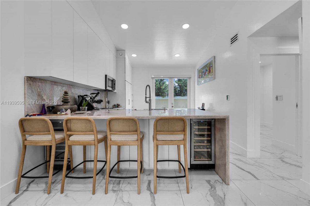 18801 SW 25th Ct, Miramar, FL 33029 Photo