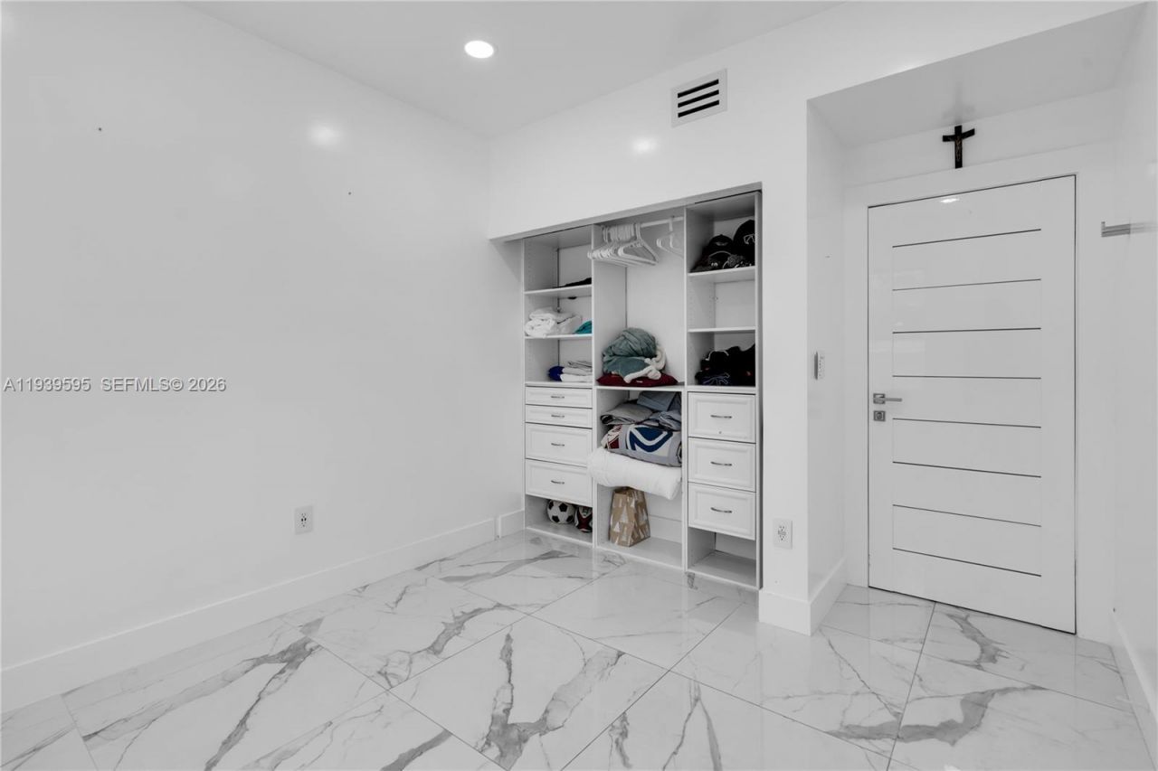 18801 SW 25th Ct, Miramar, FL 33029 Photo