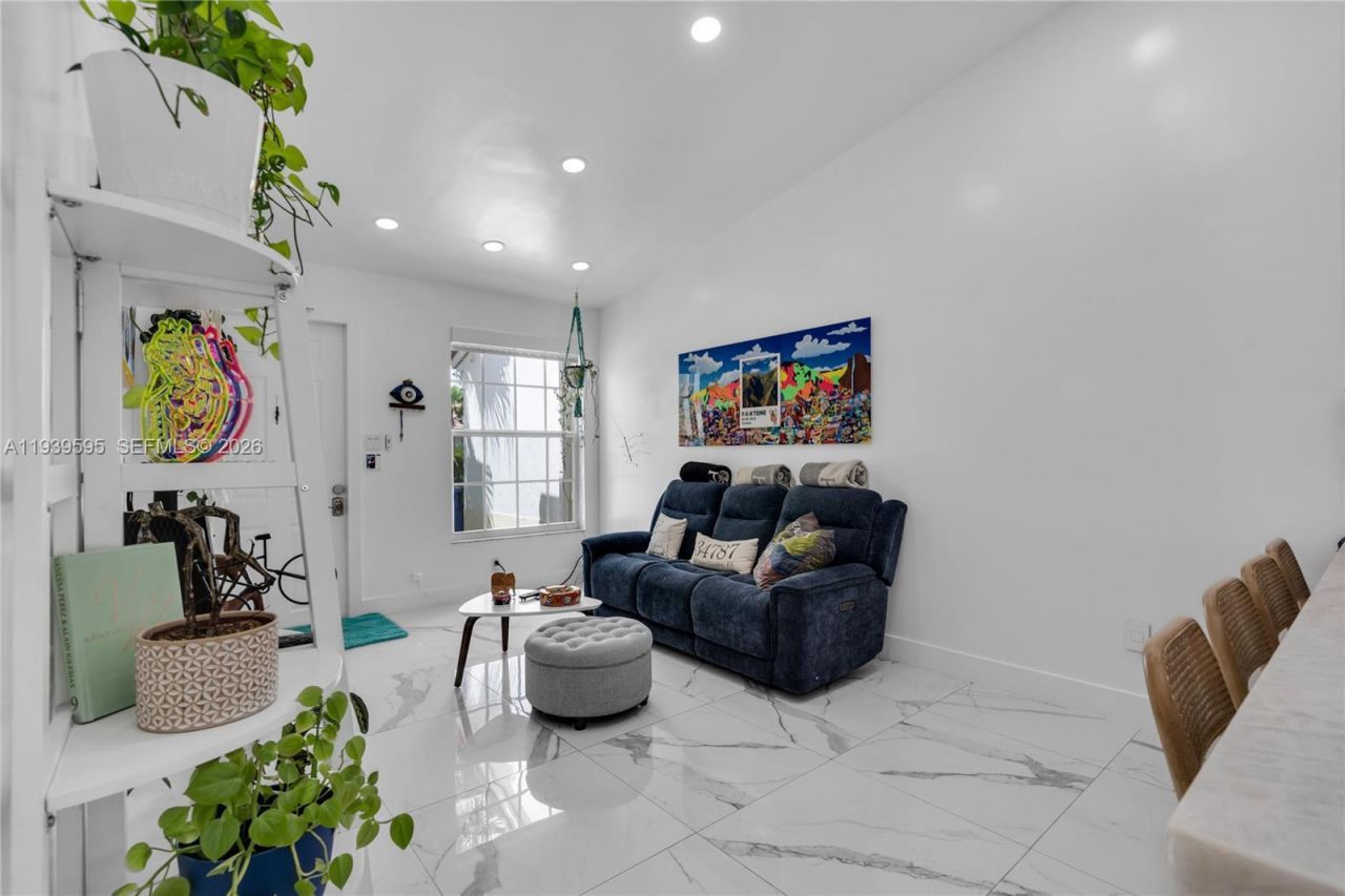 18801 SW 25th Ct, Miramar, FL 33029 Photo