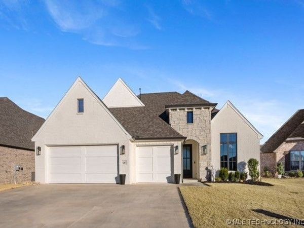 6307 N 28th Street , Broken Arrow, OK 74014