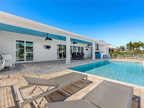 3632 Emerald AVE, ST. JAMES CITY, FL 33956