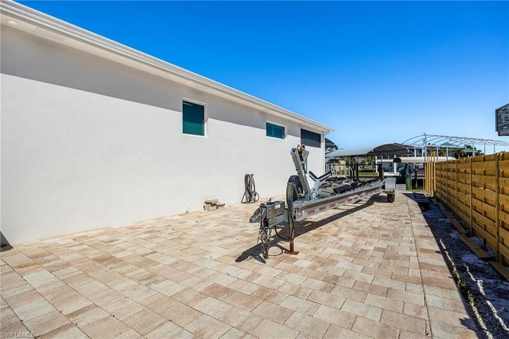 3632 Emerald Ave, Saint James City, FL 33956 Photo