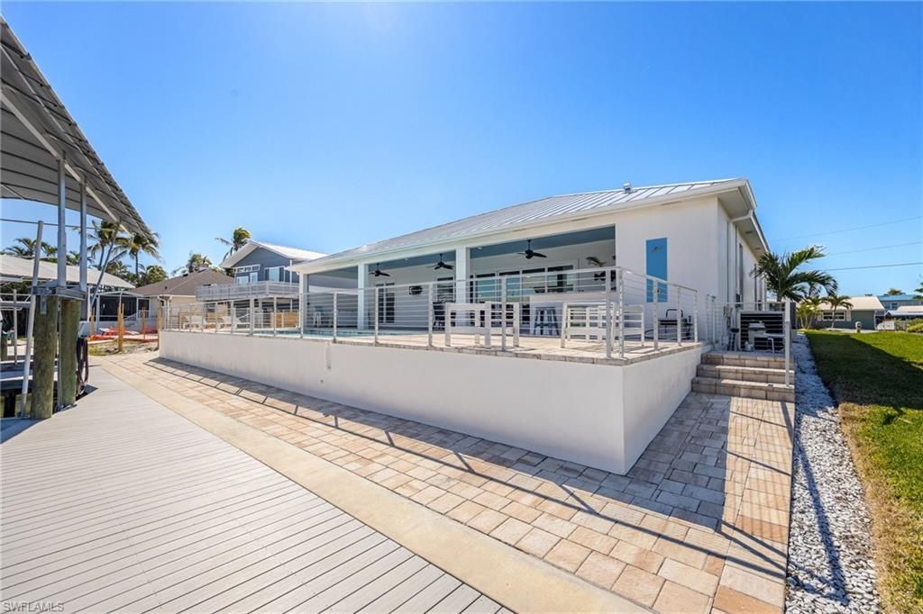 3632 Emerald Ave, Saint James City, FL 33956 Photo