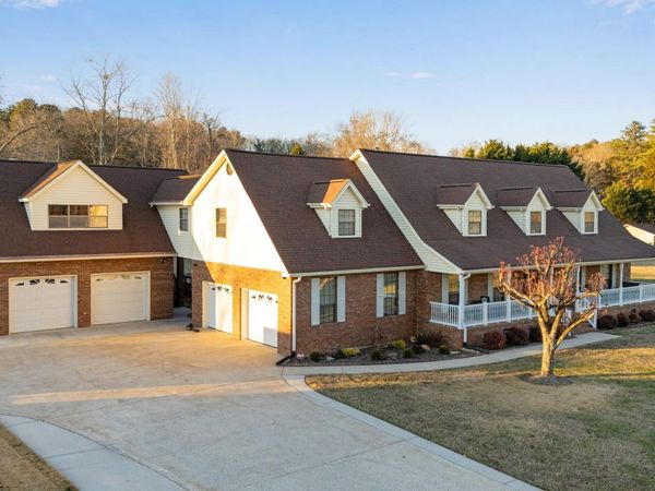 9223 Sunny Shore Lane, Chattanooga, TN 37416