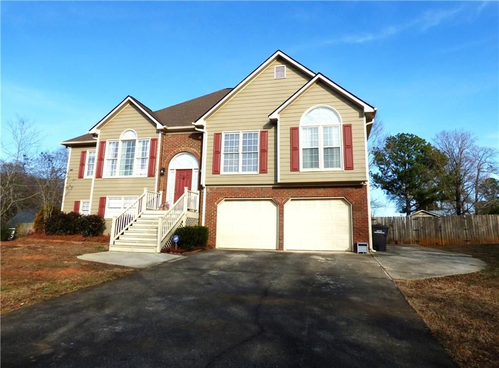 12 Green Apple Court  Taylorsville, GA 30178