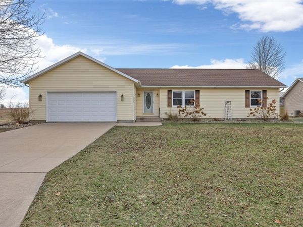 509 E 1st Street, Tipton, IA 52772
