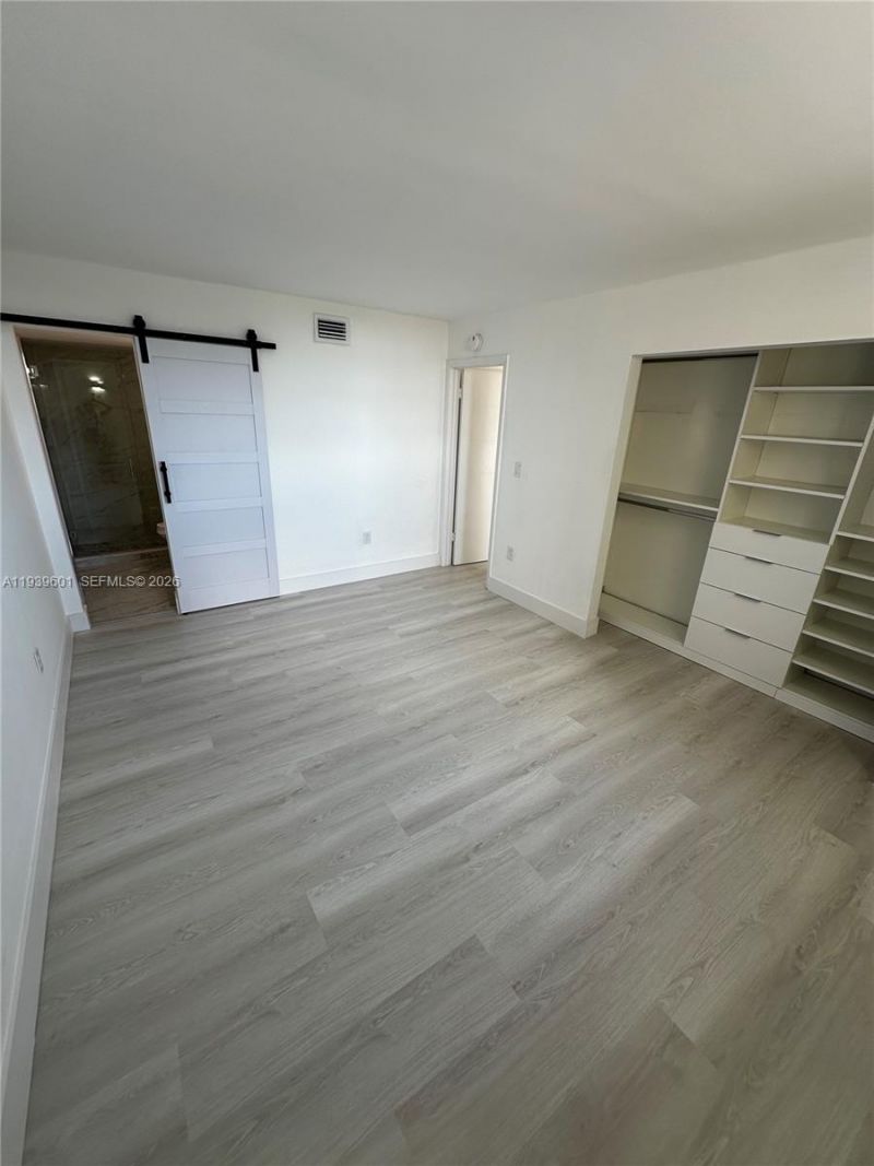 5055 NW 7th St, Unit 801, Miami, FL 33126 Photo