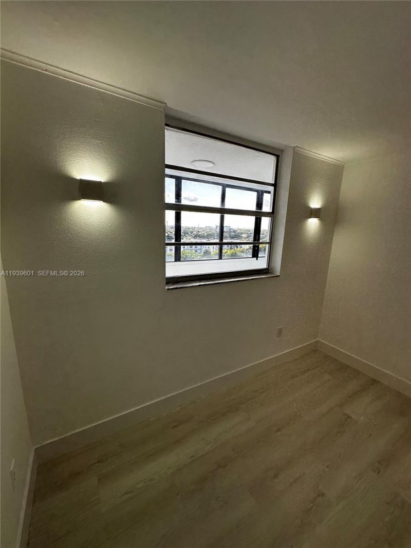 5055 NW 7th St, Unit 801, Miami, FL 33126 Photo