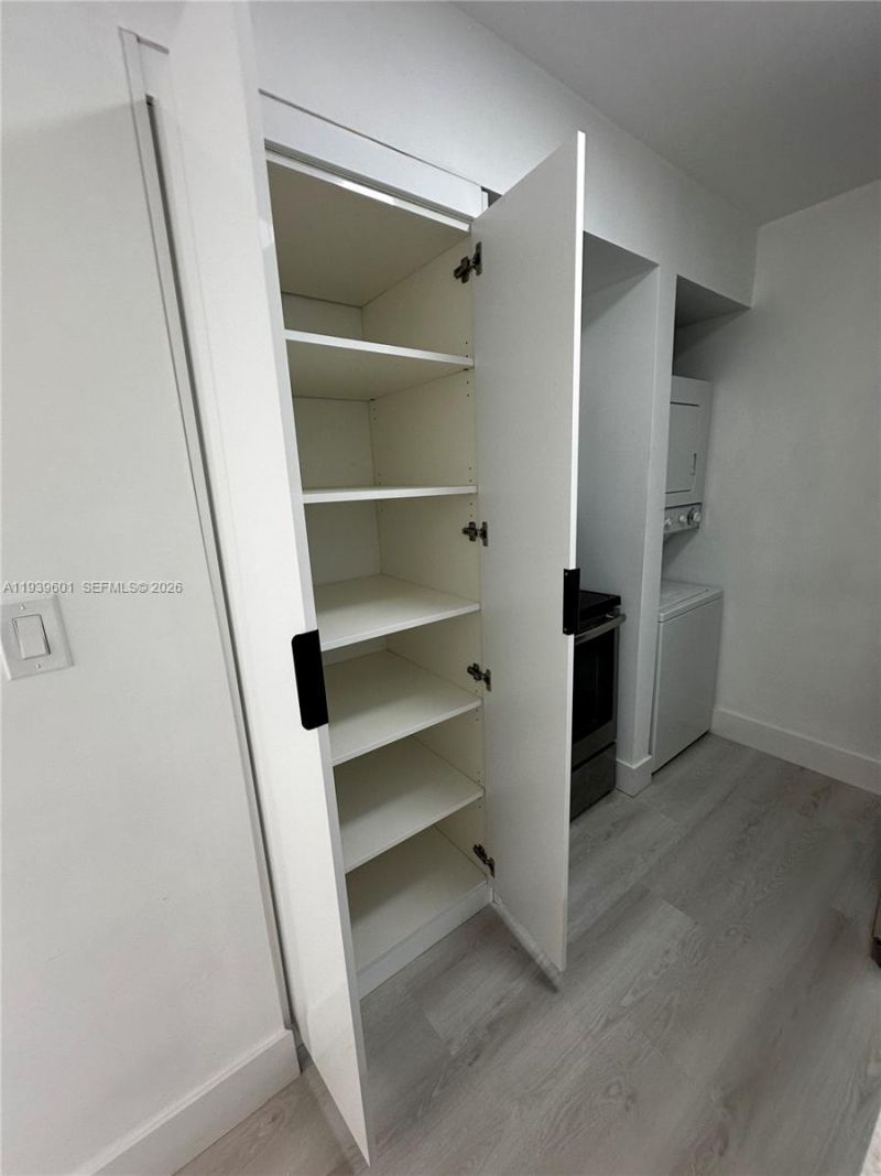 5055 NW 7th St, Unit 801, Miami, FL 33126 Photo