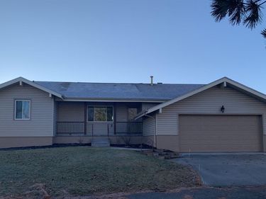 16055 Gold Plaza, Omaha, NE 68130