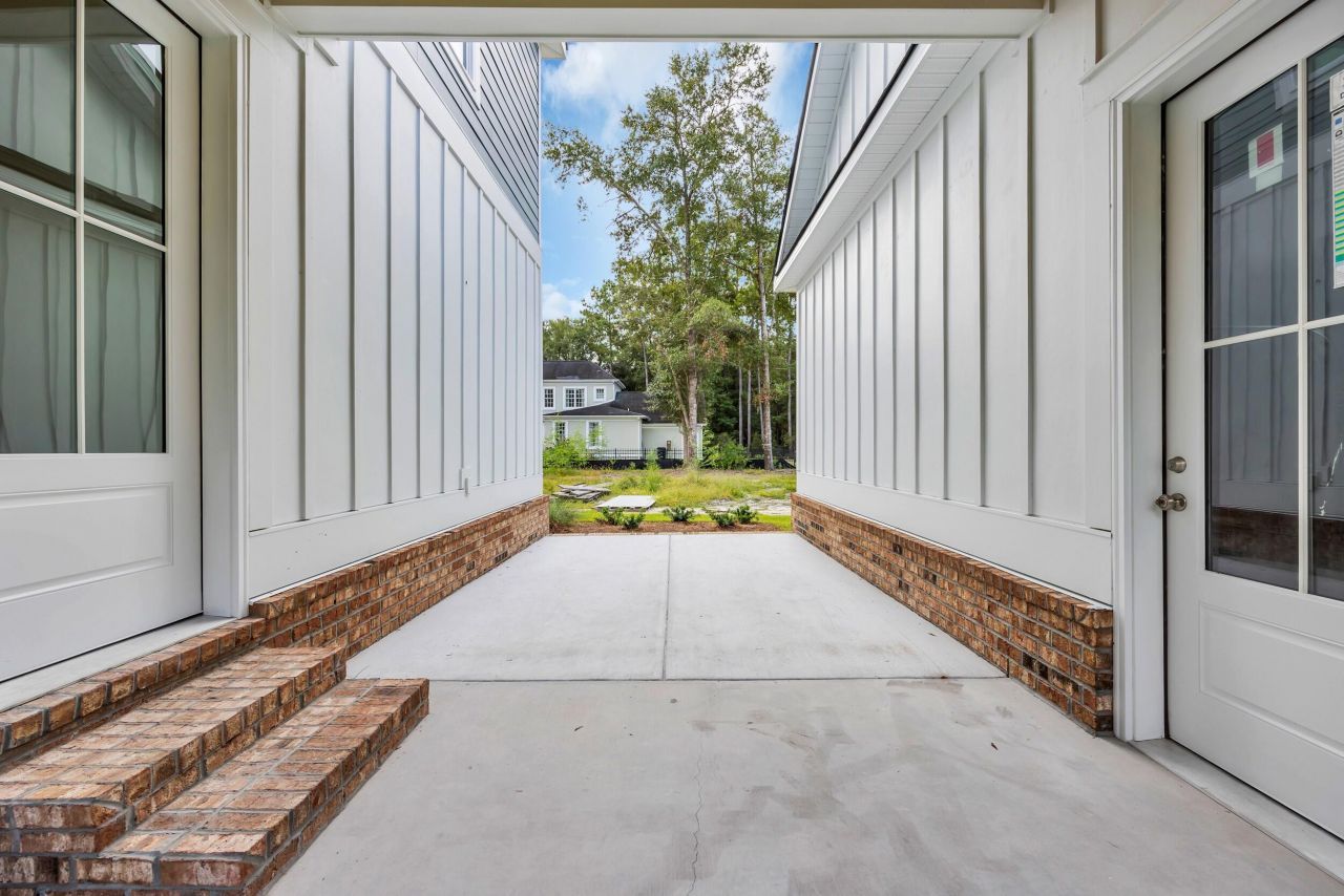 255 Madison Drive Photo 20