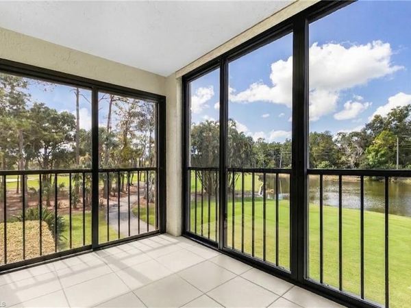 228 Fox Glen DR, Unit 3205, NAPLES, FL 34104