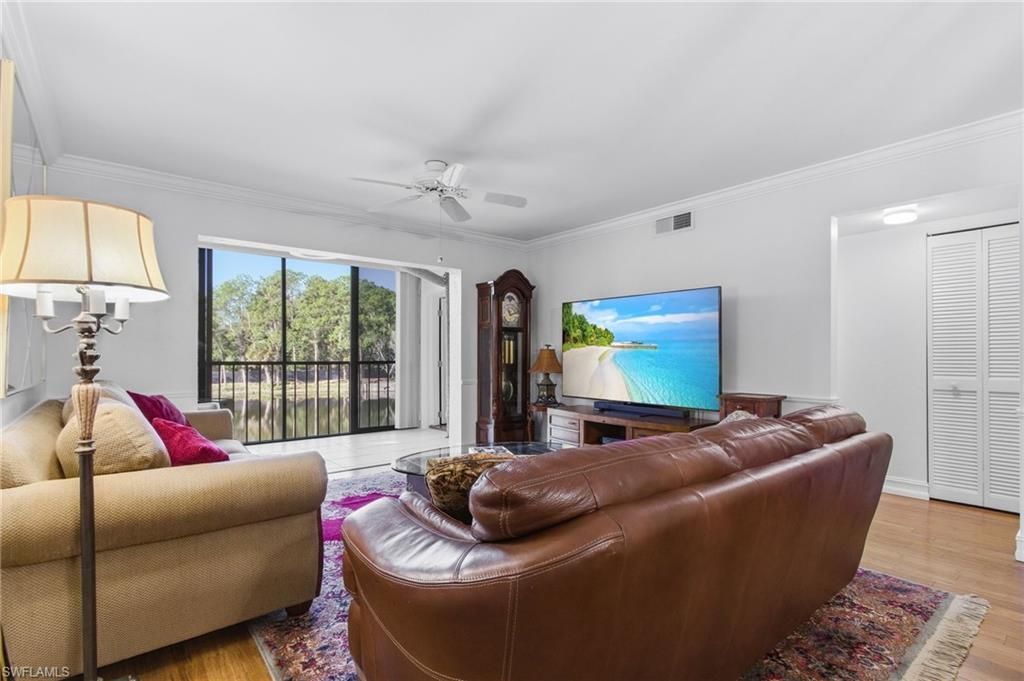 228 Fox Glen Dr, Unit 3205, Naples, FL 34104 Photo