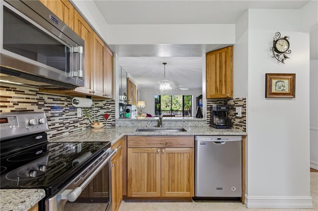 228 Fox Glen Dr, Unit 3205, Naples, FL 34104 Photo